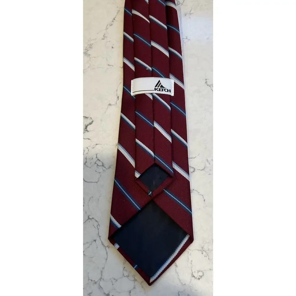 NEW KETCH Boy's Lizard Clip-on Tie Sz Large Stone Embellished Novelty Red Stripe